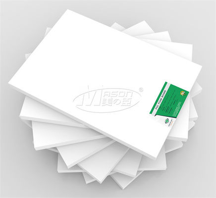 Unterschiedliche Dichte schnitt weißes PVC-Expansions-Blatt 20mm 1220x2440 zurecht